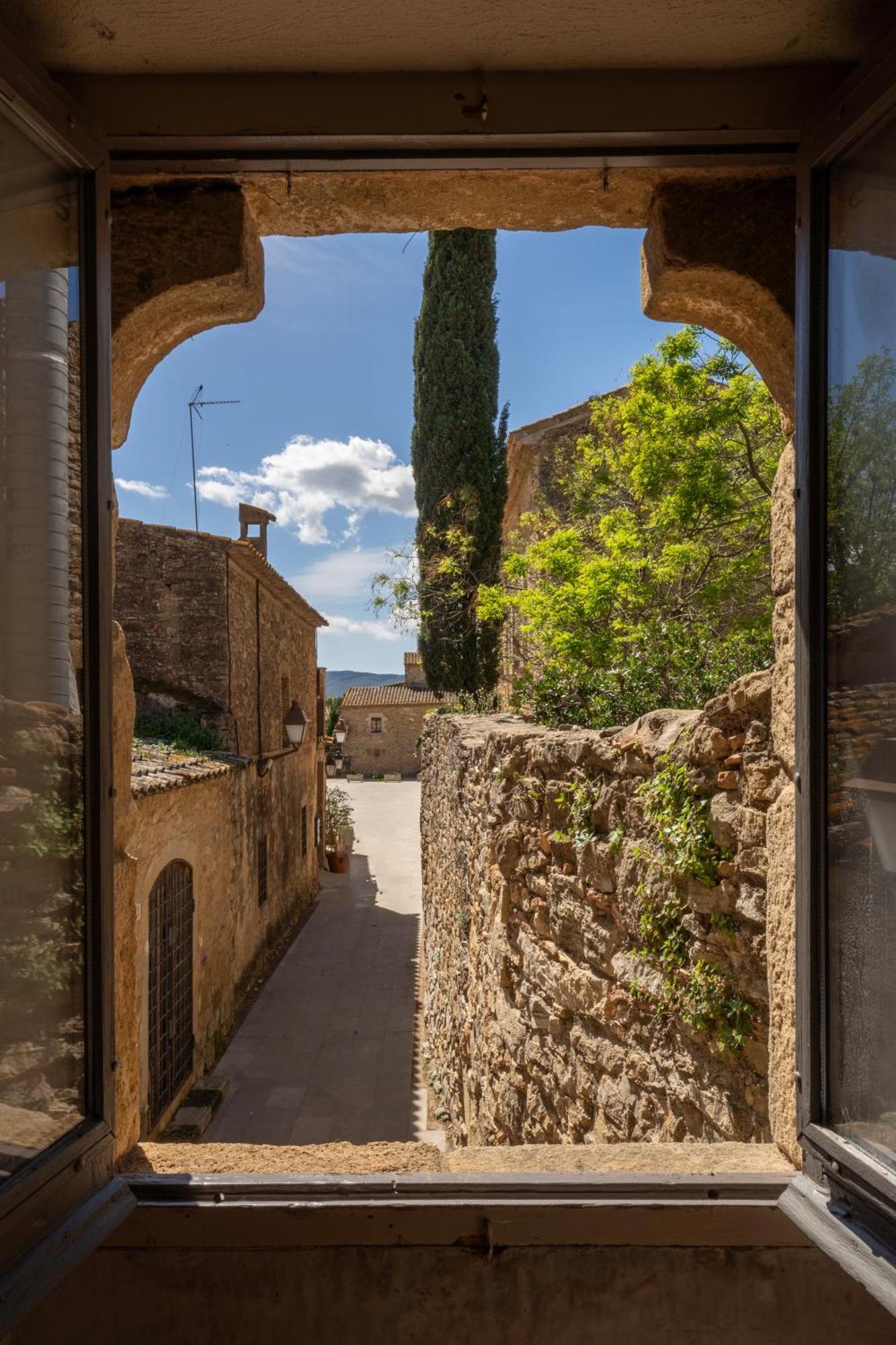 Deco - Casa Castell De เปราตายาดา ภายนอก รูปภาพ