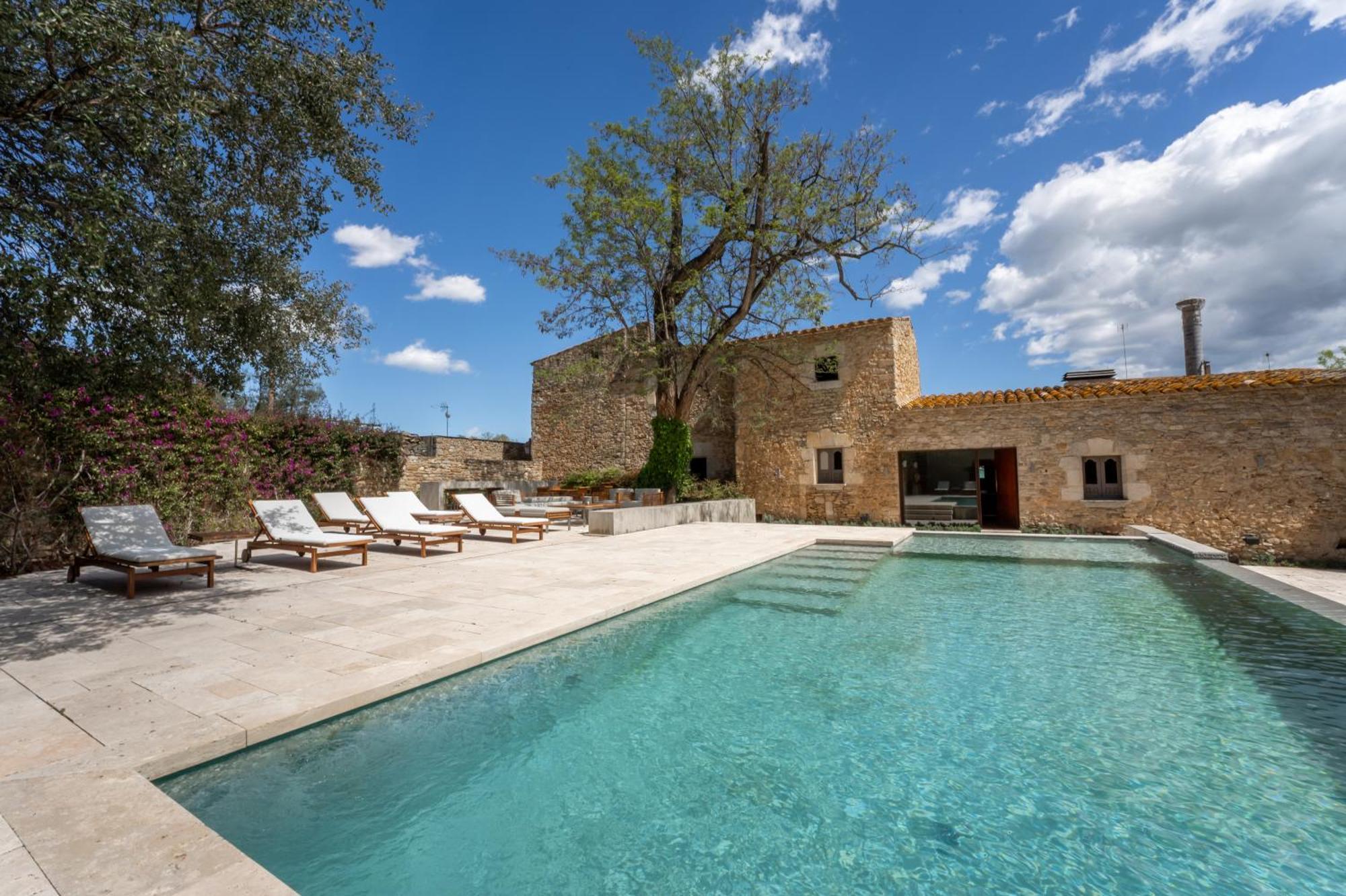 Deco - Casa Castell De เปราตายาดา ภายนอก รูปภาพ