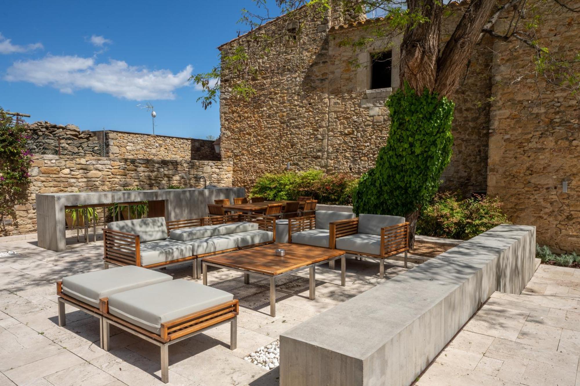 Deco - Casa Castell De เปราตายาดา ภายนอก รูปภาพ